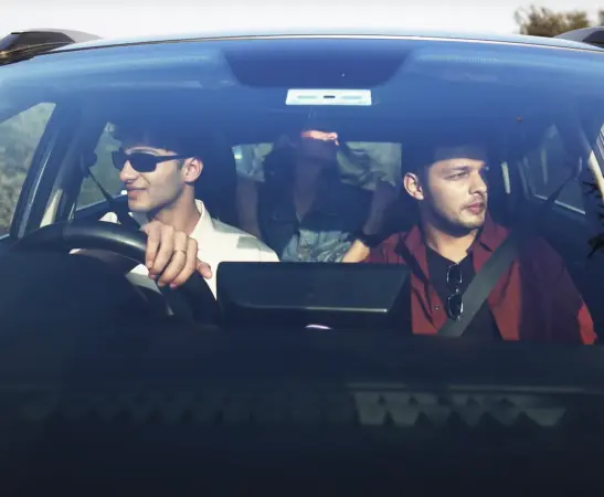 carshoot-r1q7jypbylhr52lpmbhndey4rz8x3y6dr7bpbslzro